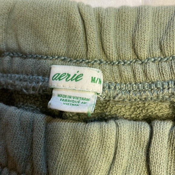 Women’s Aerie Lounge Shorts - Picture 2 of 2